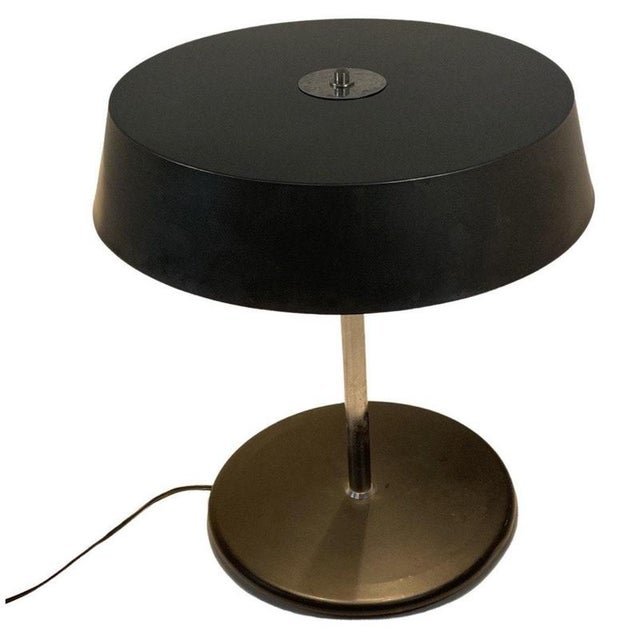 Mid-Century Modern Table Lamp with Black Base, Gray Shade & Chrome Upright For Sale - Image 3 of 11