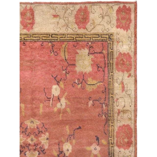 Galerie Shabab Collection Mid-20th Century Turkish Anatolian Accent Rug For Sale - Image 4 of 10