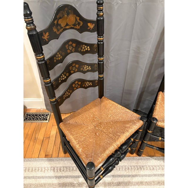 Set of 2 Vintage Ladder-Back Chairs in Hitchcock Manner For Sale - Image 4 of 7
