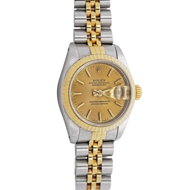 Mid 20th Century Rolex Datejust 69173 Vintage 2 Tone 26mm Fluted Jubilee Watch For Sale In Miami - Image 6 of 10