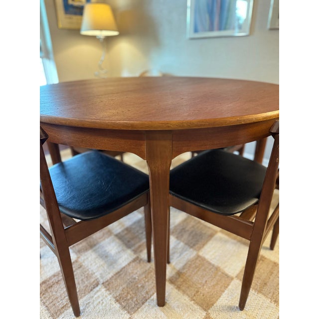1960s Beautiful Yet Simple Mid Century Modern Round Dining Table by Nathan Furniture Attributed, Circa 1960s. For Sale - Image 5 of 12