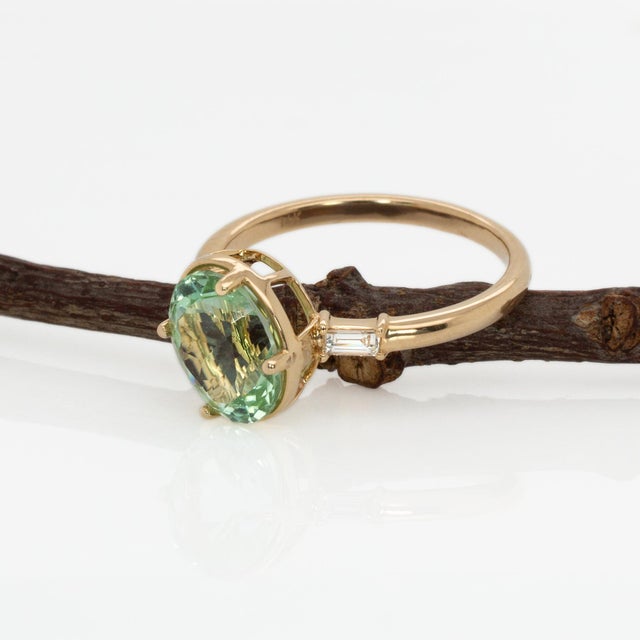 2.6cts Green Tourmaline Ring With Natural Diamond Accents: Solid 14k Gold, 9x7mm For Sale - Image 4 of 7