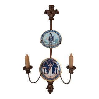 Pair of Italian Florentine Gilt-Metal Sconces, in the Manner of Li Puma Firenze, Circa 1960. For Sale