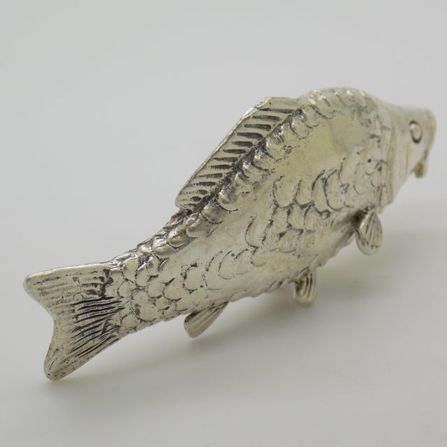 1970s Vintage Italian Heavy Carp Fish Miniature Figurine in Silver 800, Arezzo, 1970s For Sale - Image 5 of 12