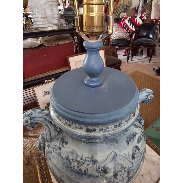 1980s Italian Majolica Blue and White Urn Lamp For Sale - Image 5 of 17