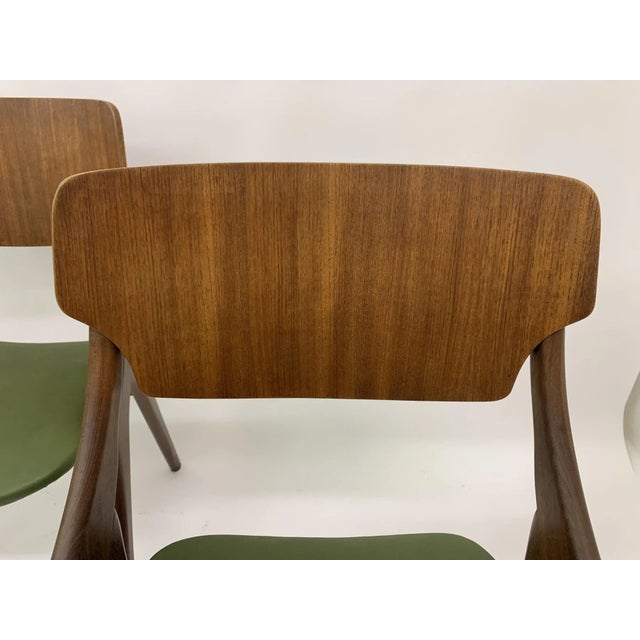 Danish Dining Chairs by Arne Hovmand Olsen, 1950s, Set of 3 For Sale - Image 17 of 18