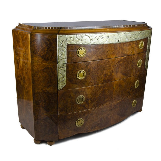 Early 20th Century Early 20th Century Set of Art Déco Veneered Wood Commode and Pair of Side Nightstands Attributed to Mercier Frères, France For Sale - Image 5 of 11