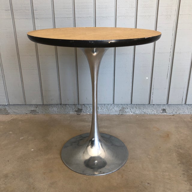 Mid-Century Modern Burke Mid-Century Modern Tulip Side or End Table For Sale - Image 3 of 9
