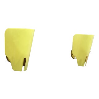 Model 167 PX Methacrylate Yellow Wall Lights by Gino Sarfatti for Arteluce, 1950, Set of 2 For Sale