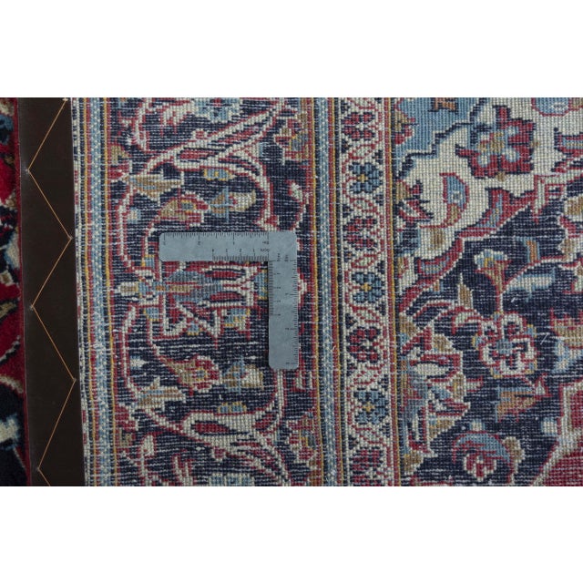 Kashan Oriental Rug in Wool For Sale - Image 12 of 13
