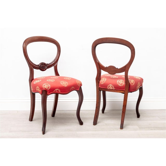 English Pair Early 20th C Walnut Balloon Back Side Chairs With Red Upholstery For Sale - Image 3 of 7