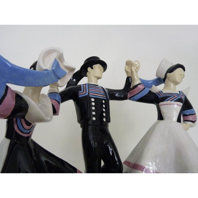 Gavoten Vras - Large Gavotte from Pont-Aven, R. Micheau - Vernez Henriot, Quimper Large sculpture, Gavoten Vras, by Robert...