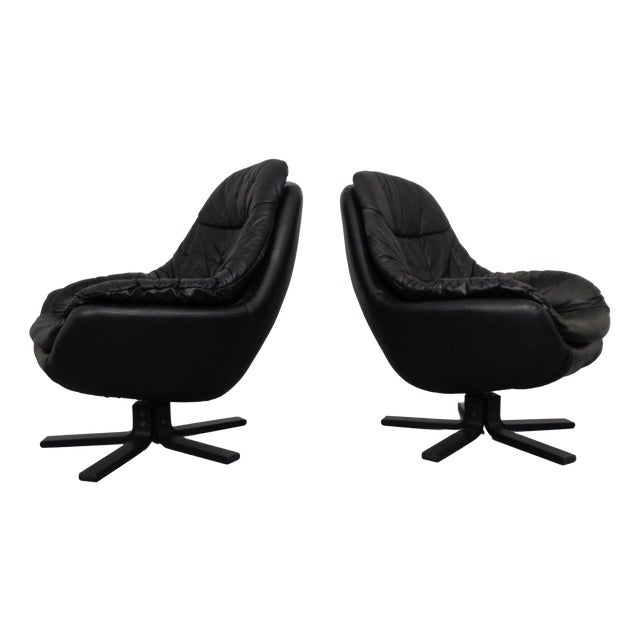 Leather Swivel Chair by H. W. Klein for Bramin, Denmark, 1970s For Sale