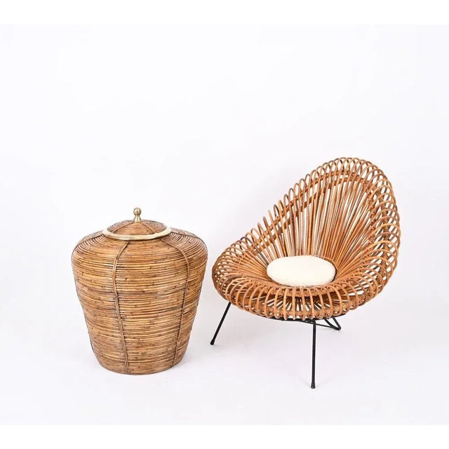 Large French Riviera Basket in Rattan & Brass, Italy, 1970s For Sale - Image 3 of 12