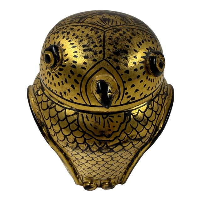 Mid 20th Century Burmese Lacquerware Owl Trinket Box. For Sale