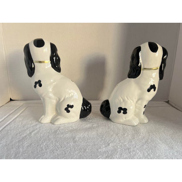 Pair of 1990s Staffordshire Style Dog Statues Mantle Figurines Gold Chain Black White For Sale In Miami - Image 6 of 11