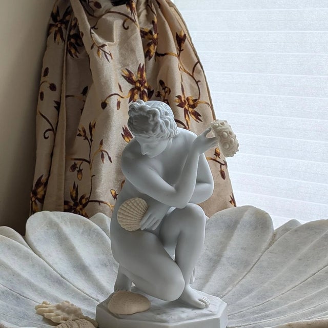 Antique Bisque Porcelain Crouching Venus Sculpture (Early 20th C) For Sale - Image 9 of 9