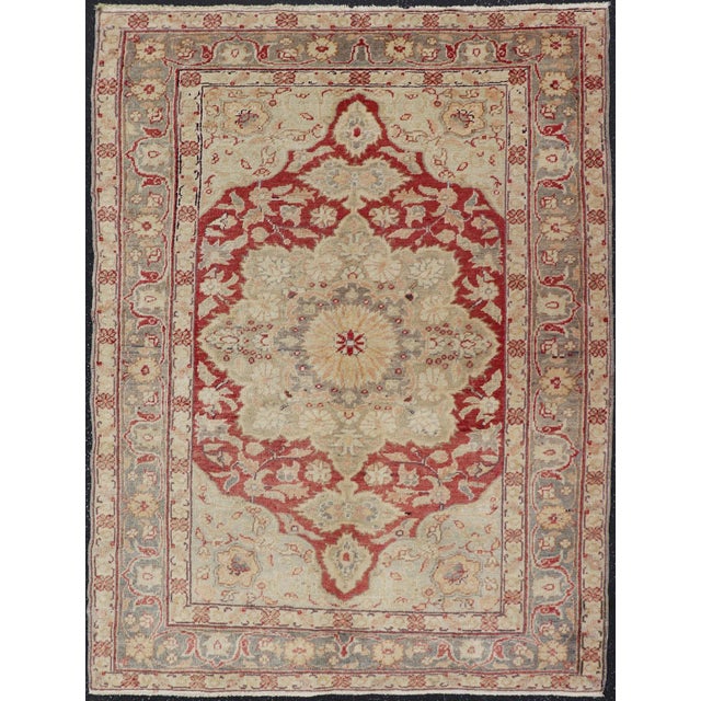 Keivan Woven Arts, Na-63630, kwarugs. This spectacular Turkish Oushak bears magnificent splendor indicative of royal...