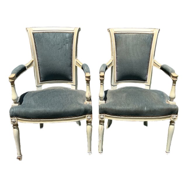French 19th Century Louis XVI Painted Walnut Arm Chairs - Set of 2 For Sale