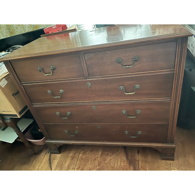 Wood Vintage Kindel Furniture Mahogany Georgian Style Bedroom Dresser Set - 2 Pieces For Sale - Image 7 of 13