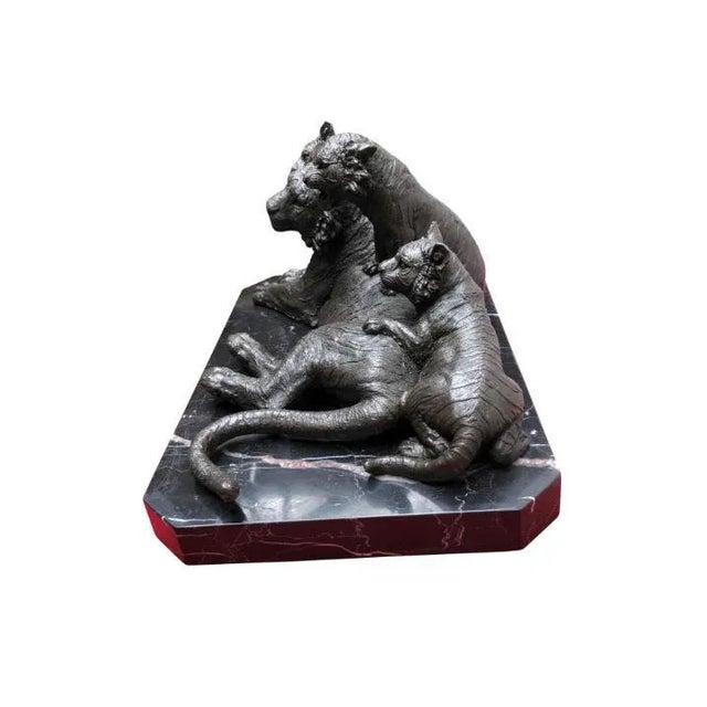 Bronze Casting Depicting Tiger and Cubs, 20th Century For Sale - Image 9 of 13