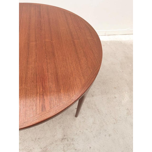 Dining Table in Teak by Kofod Larsen for Faarup Mobelfabrik, Denmark, 1960 For Sale - Image 6 of 10