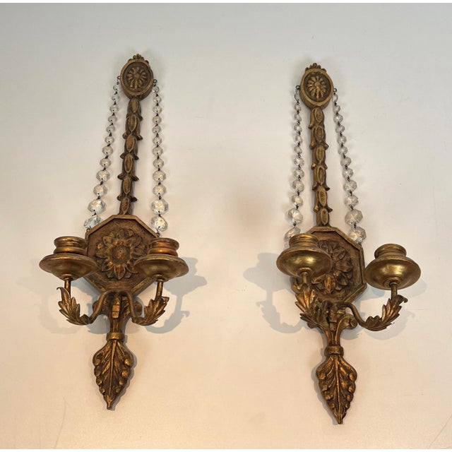 French 1940s Louis XVI Gilded Carved Wood Wall Sconces with Crys - a Pair For Sale - Image 3 of 12