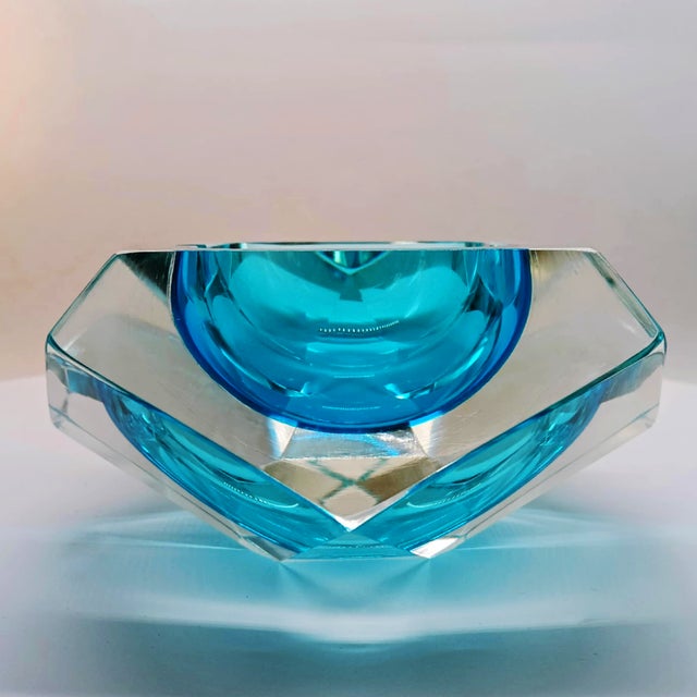 Flavio Poli Large Ashtray or Catch-All in Murano Glass attributed to Flavio Poli for Seguso, 1960s For Sale - Image 4 of 10