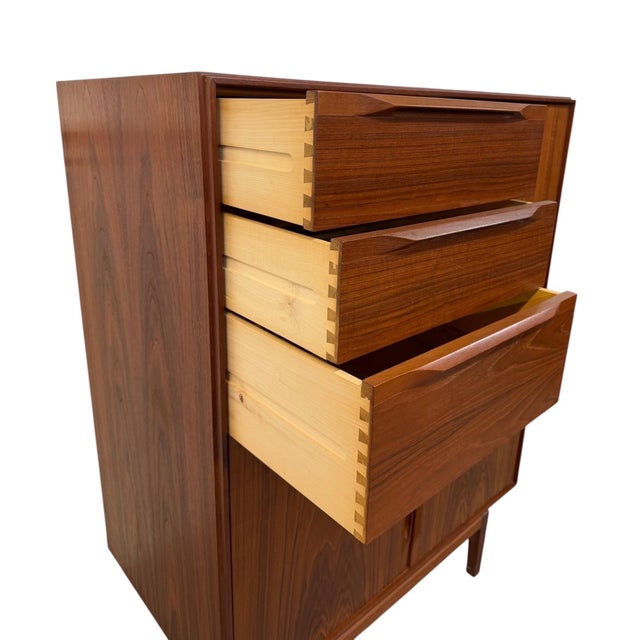Mid-Century Danish Modern Fredericia Teak Gentleman's Wardrobe High Chest For Sale In Philadelphia - Image 6 of 13