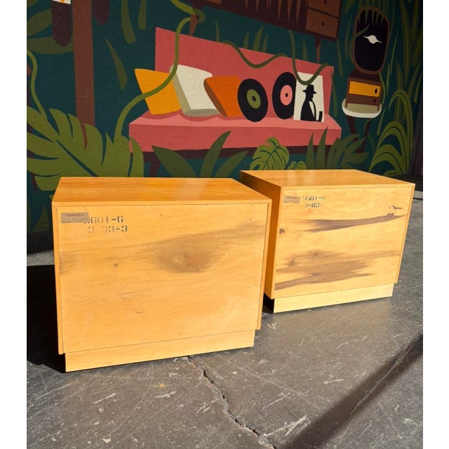 Henredon Scene Two Burl Nightstand Pair For Sale - Image 11 of 14