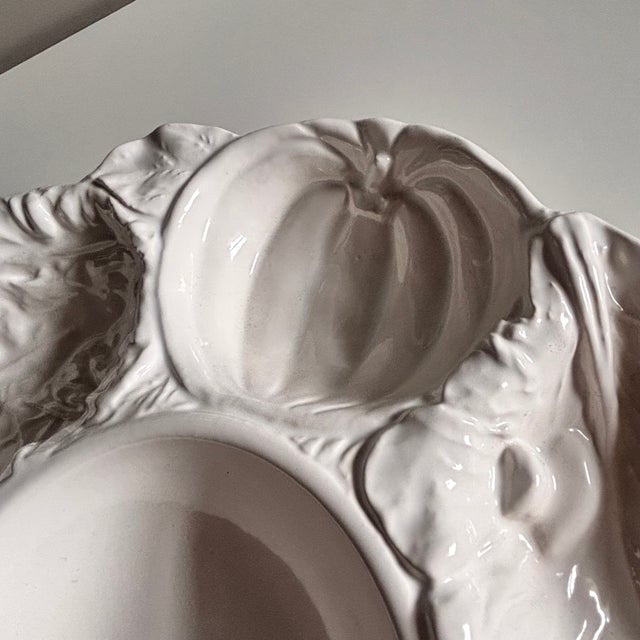 1980s Portuguese Majolica Vegetable Platter by Neto & Gomes, Figural Serving Dish For Sale In New York - Image 6 of 10