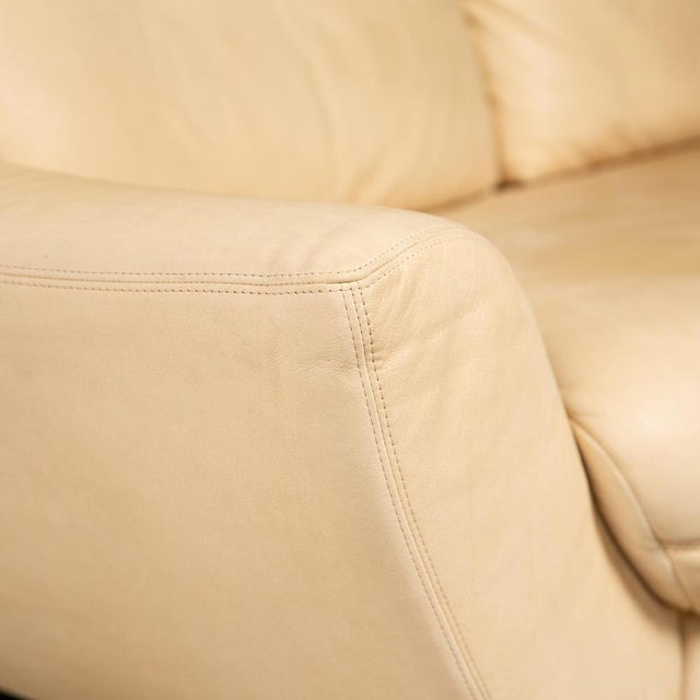 Modern Leather Three Seater Cream Sofa from Koinor For Sale - Image 3 of 12