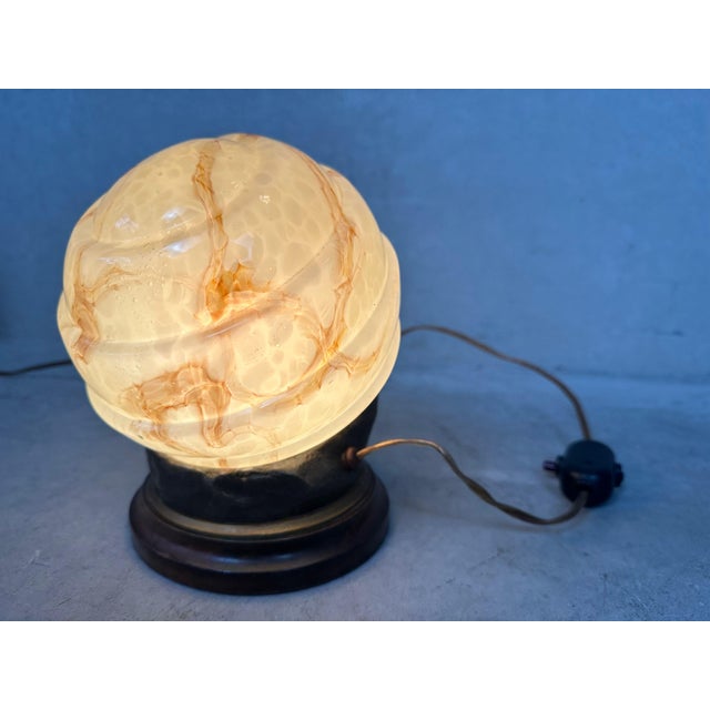 Art Deco Table Lamp in Opaline Glass and Bronze by J.M., Belgium, 1930s For Sale - Image 6 of 13