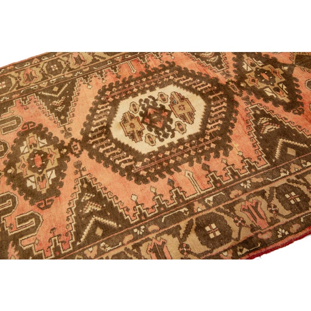 Tribal 1960s Hanmadan Wool Rug With Medallion Motif in Peach Color For Sale - Image 3 of 7