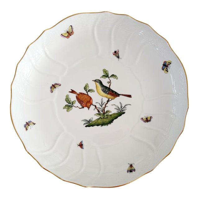 Herend Rothschild Bird 1960s Porcelain Scalloped Rim 10.5" Vegetable Bowl - Discontinued - For Sale