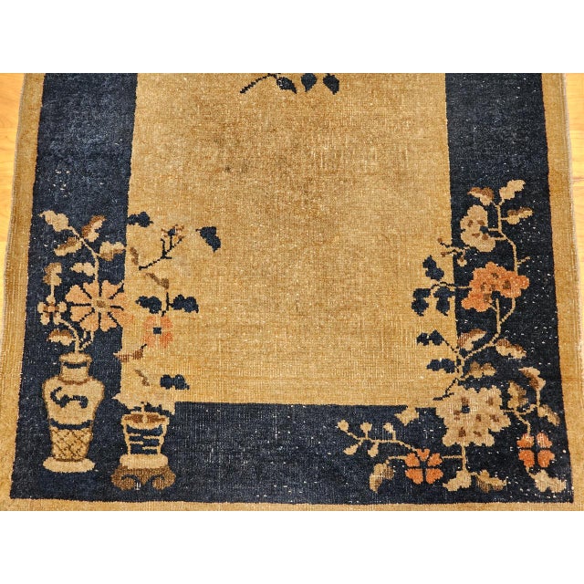 Vintage Art Deco Chinese Area Rug, Handwoven Wool, Floral Medallion, 3' x 6' For Sale - Image 10 of 17