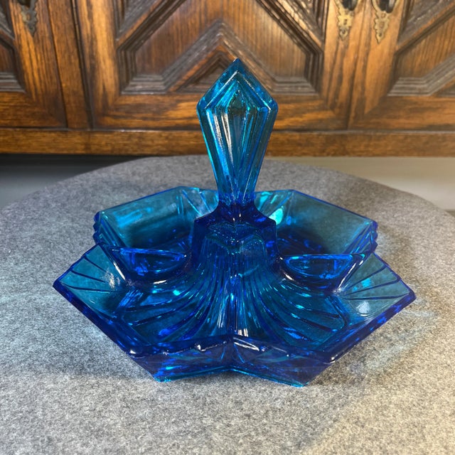 Mid 20th Century Art Deco Blue Indiana Tiara Glass Divided Dish Pyramid Handle For Sale - Image 10 of 10
