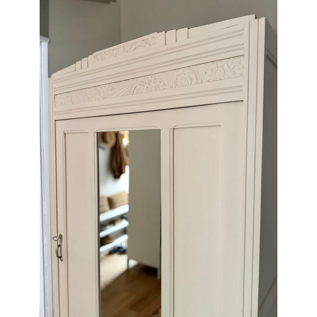 1930s Parisian Art Deco Style Wooden Wardrobe, 1930s-1940s For Sale - Image 5 of 14
