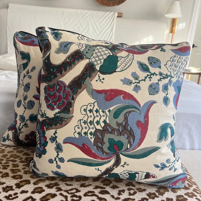 Custom Designer Pillow in a Flora Soames Linen Turkish Corners and Contrasting Welt For Sale - Image 4 of 6