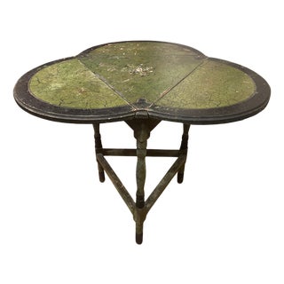 Early 20th Century Triangular Drop Leaf Table For Sale