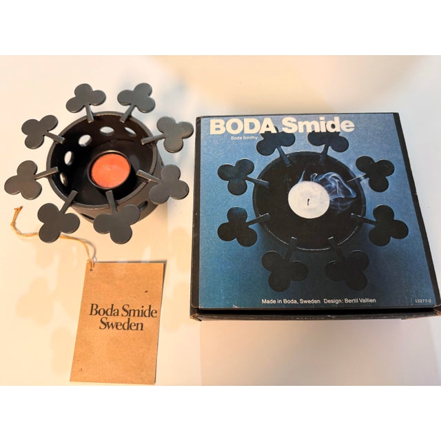 Mid-Century Modern 1970s Bertil Vallien for Boda Smide Brutalist Wrought Iron Clover Teapot Warmer - W/Original Box For Sale - Image 3 of 10
