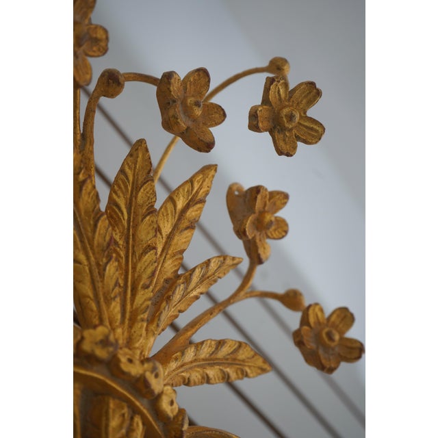 Carvers Guild Oval Gold Gilt Wall Mirror For Sale In Philadelphia - Image 6 of 11