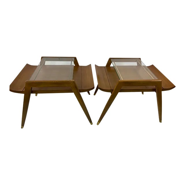 Mid 20th Century Modernist End Tables in the Manner of Ico Parisi - A Pair For Sale