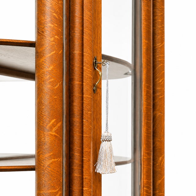 Antique 1900 American Oak Triple Curved Glass China Cabinet | Carved Lion Head & Claw Foot | Bow- Front China Cabinet For Sale - Image 10 of 12