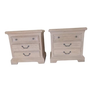 Lexington Furniture Pair of Nightstands in Pacific Overture Collection For Sale