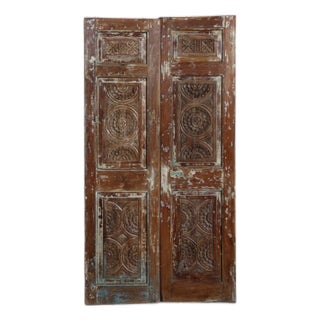 Antique Midcentury Carved Indian Double Door in Reclaimed Brown Wood | Rustic Barn Door 81x42 For Sale