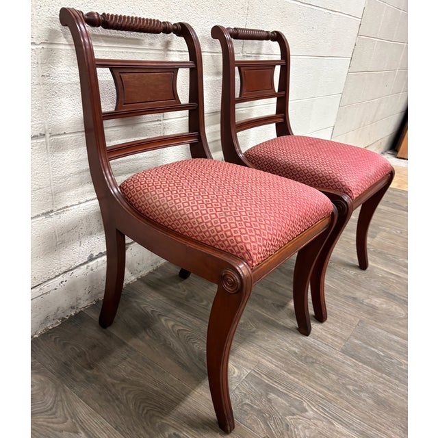 Wood Vintage Willett Furniture Regency Style Barley Twist Top Mahogany Dining Chairs For Sale - Image 7 of 12