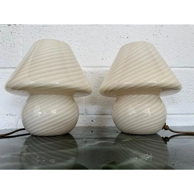 Swirl Murano Glass Mushroom Table Lamp, 1970s, Set of 2 For Sale - Image 9 of 9