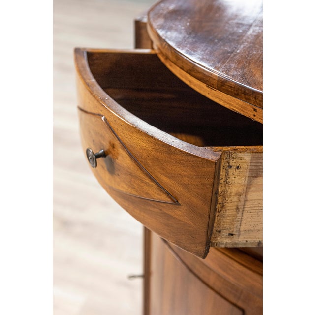 Brown Italian 19th Century Walnut Credenza with Diamond Motifs and Rounded Sides For Sale - Image 8 of 12