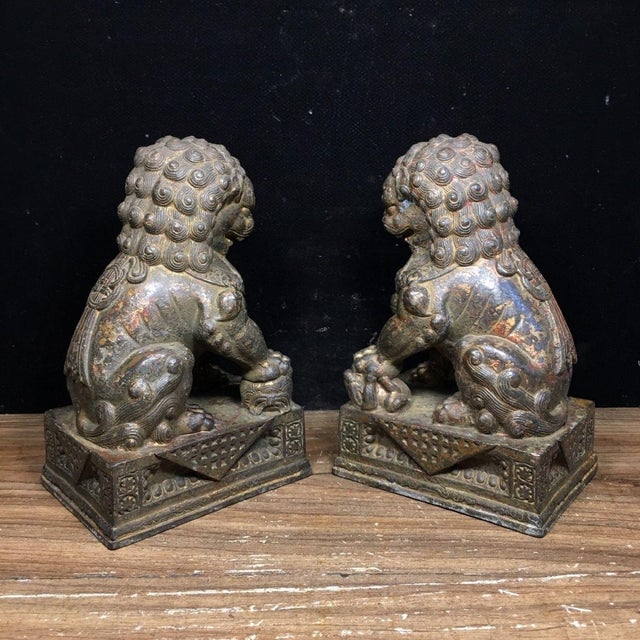 Pair of Vintage Bronze Guardian Lion Statues on Decorative Bases For Sale - Image 4 of 9